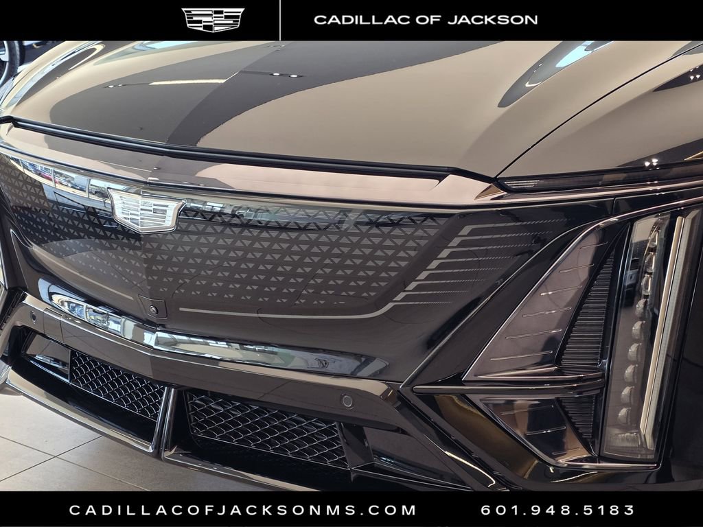 New 2026 Cadillac Lyriq V image 10