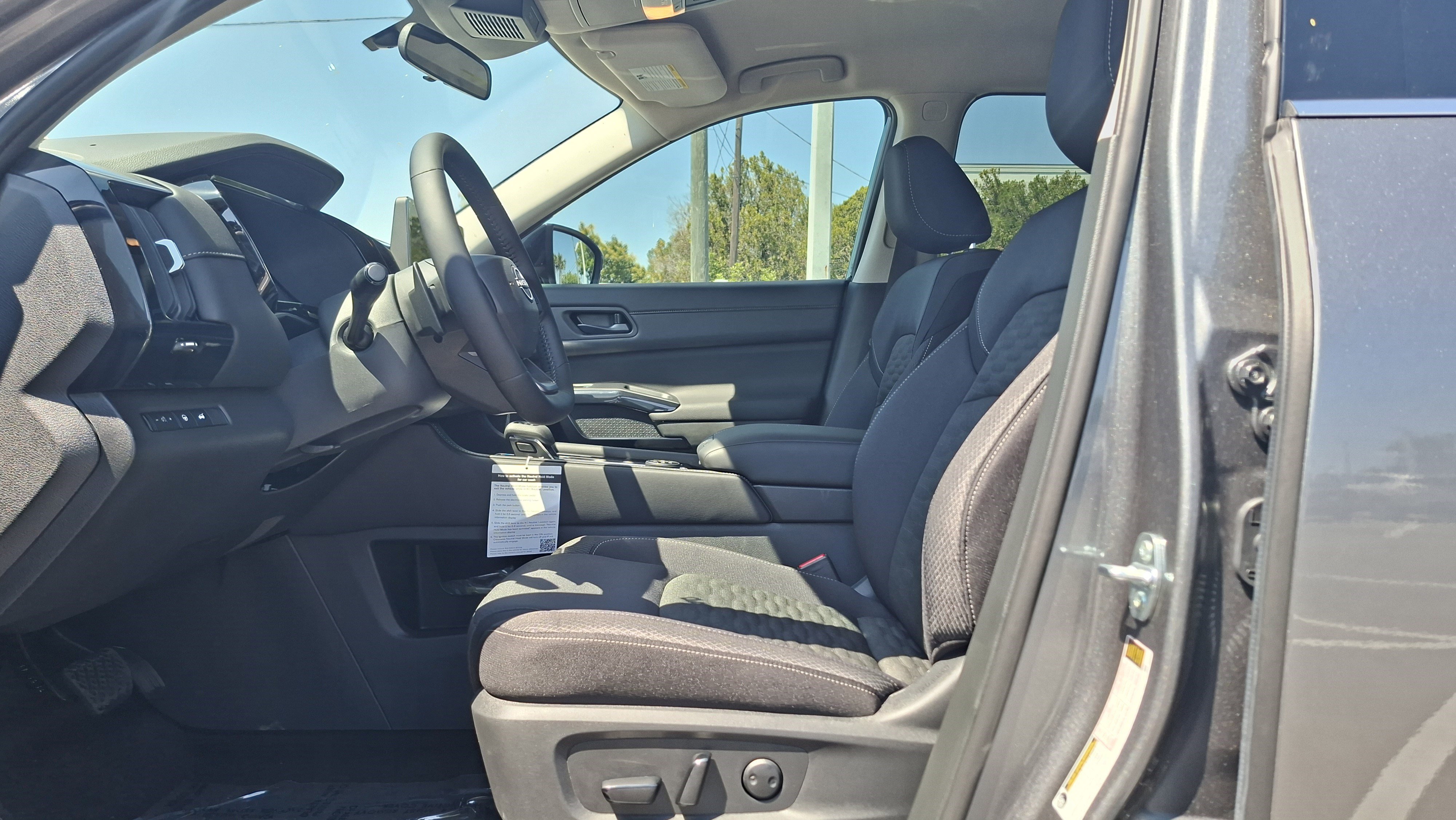 New 2026 Nissan Pathfinder SV image 6