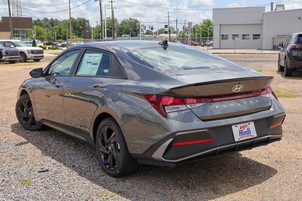 New 2026 Hyundai Elantra Sport FWD image 2