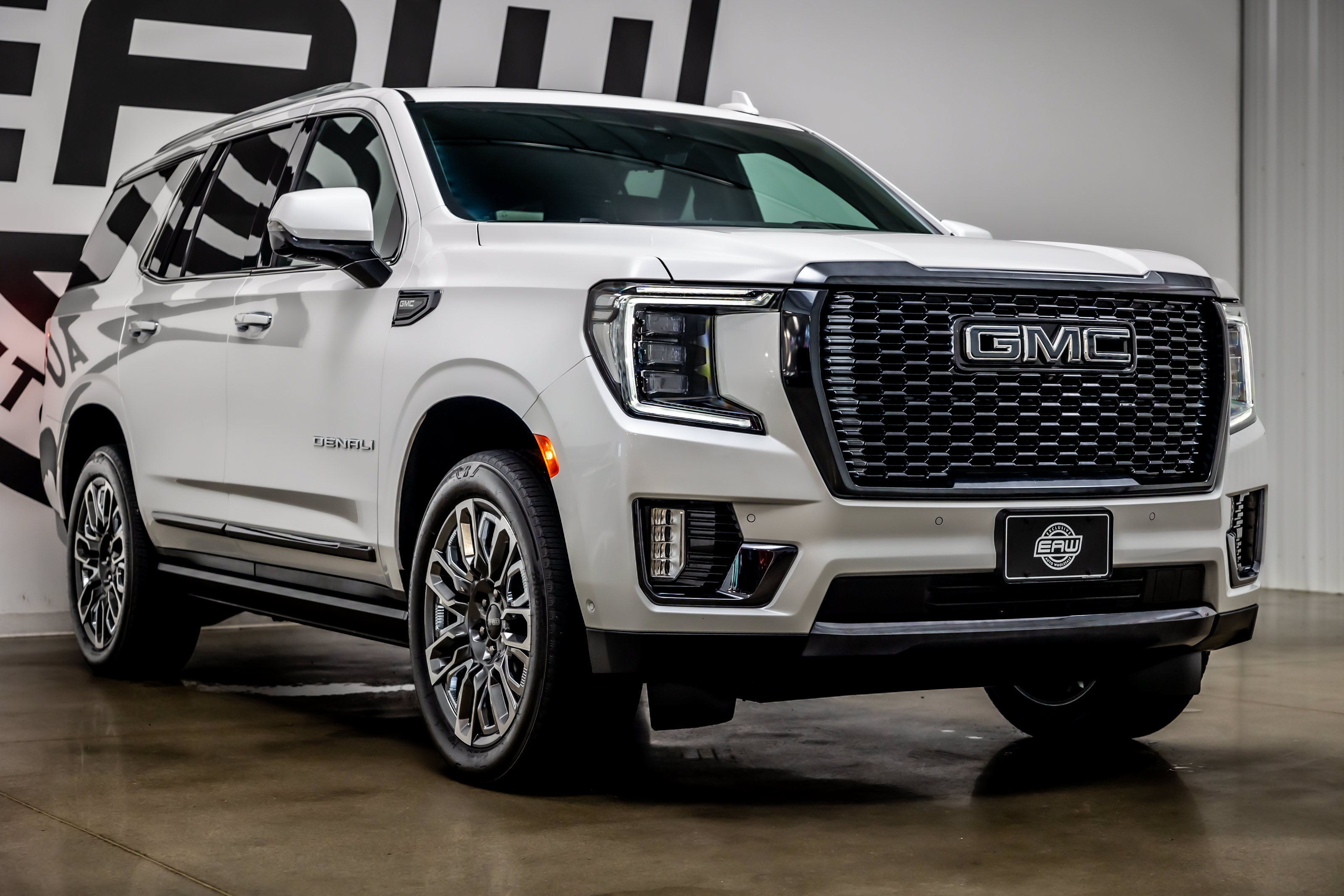 Used 2023 GMC Yukon Denali Ultimate AWD/4WD image 27