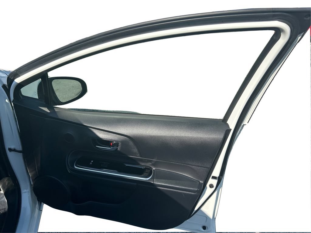 Used 2016 Toyota Prius C Two FWD image 22