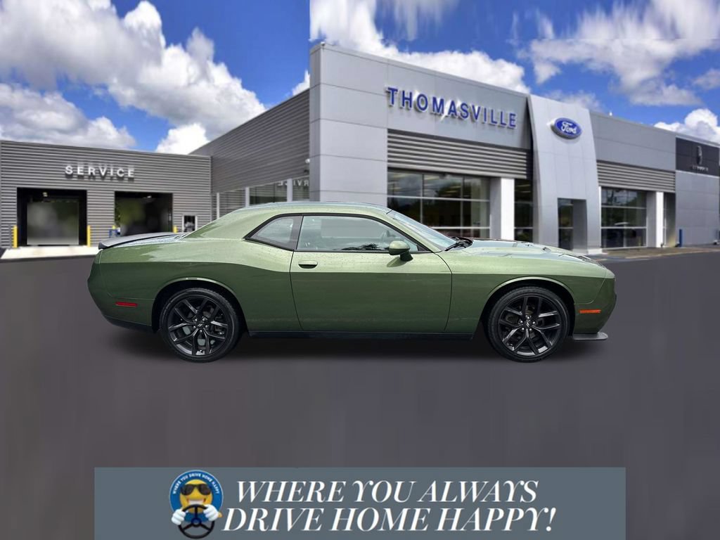 Used 2020 Dodge Challenger SXT w/ Driver Convenience Group RWD image 2