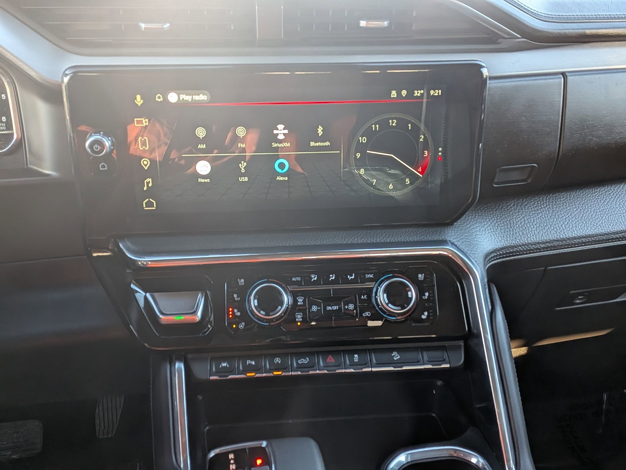 Certified 2025 GMC Sierra 1500 Denali image 24