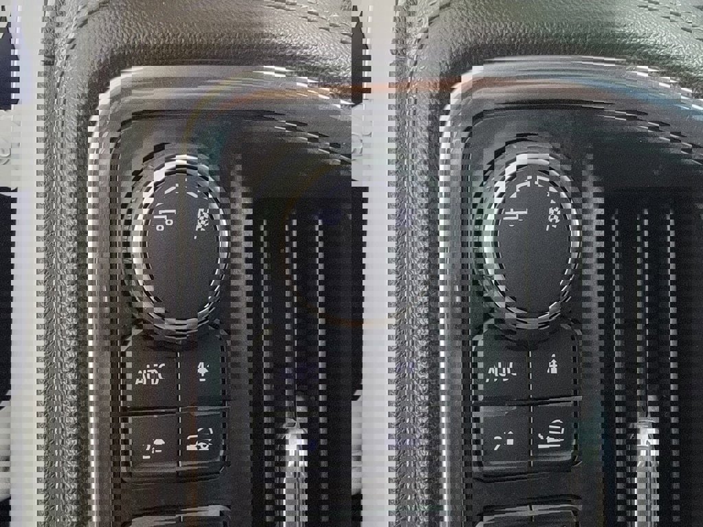 Used 2019 Chevrolet Silverado 1500 LTZ w/ LTZ Plus Package image 30