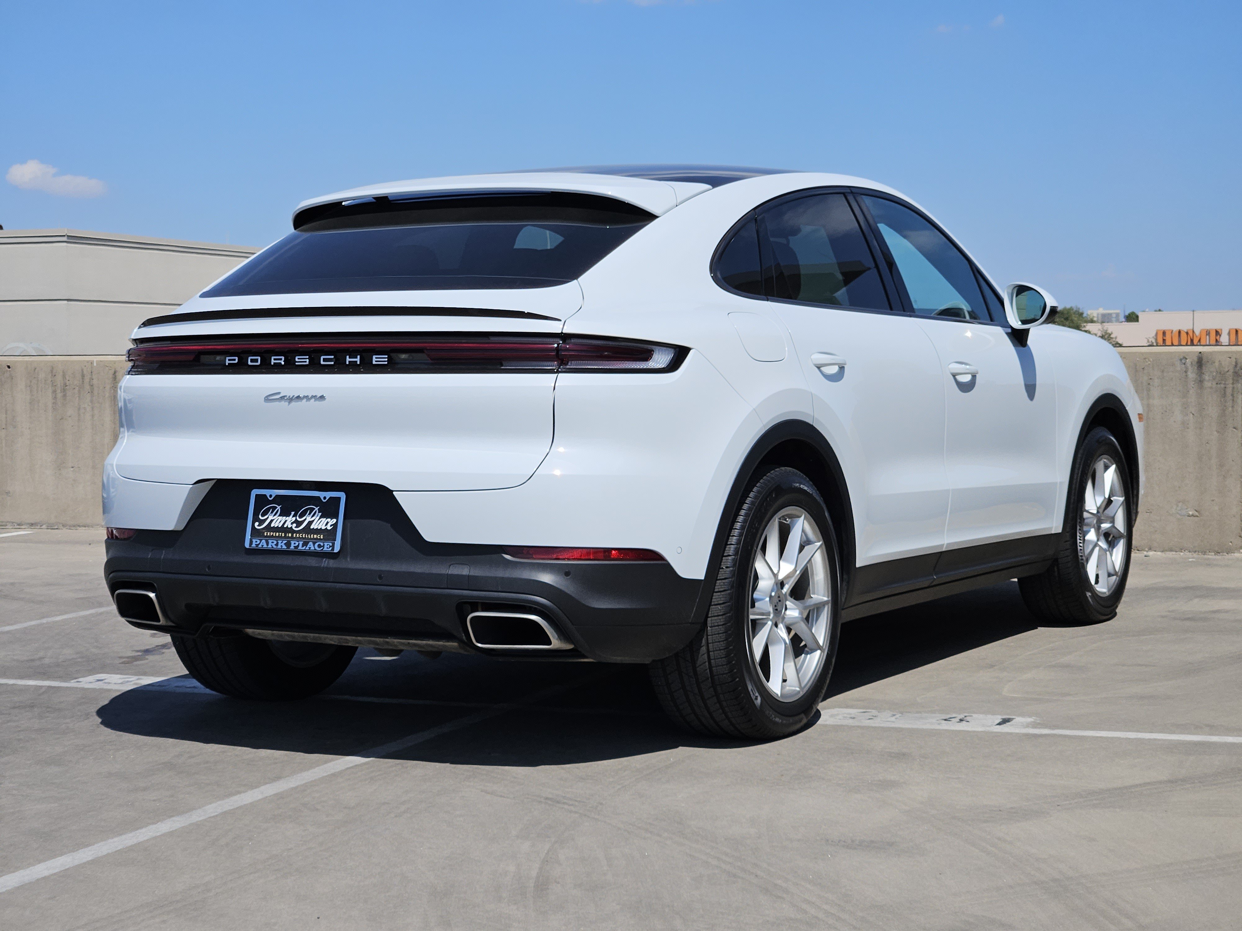 Certified 2026 Porsche Cayenne Coupe AWD/4WD image 8