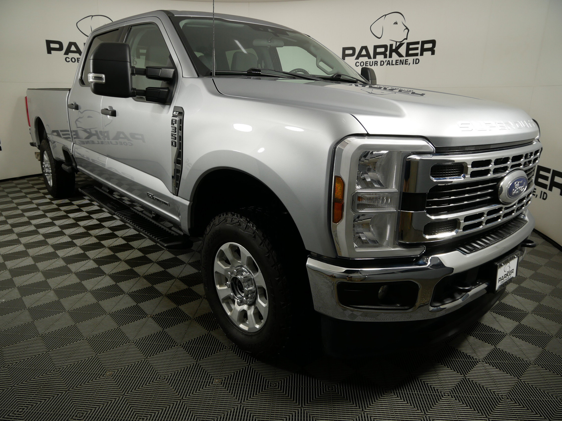 Used 2024 Ford F350 XLT AWD/4WD image 4