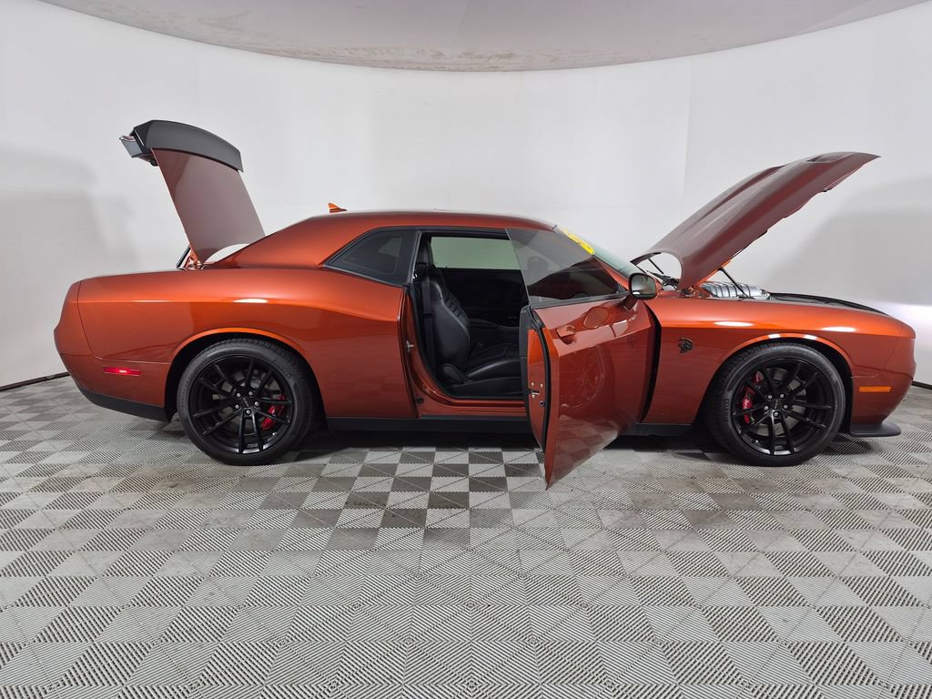 Used 2023 Dodge Challenger SRT Hellcat RWD image 9