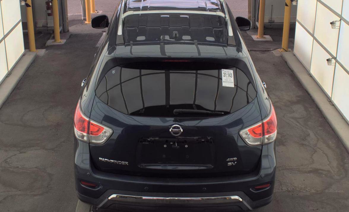 Used 2013 Nissan Pathfinder SV w/ Cargo Pkg image 5