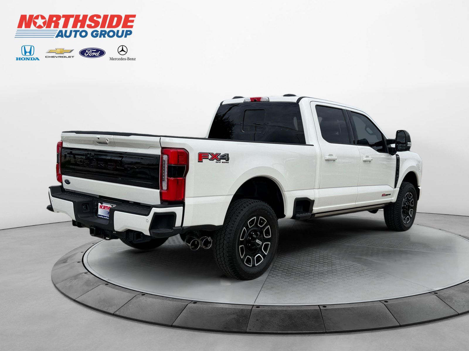 Certified 2025 Ford F250 Platinum AWD/4WD image 7