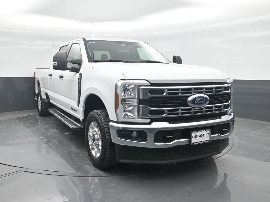 Certified 2025 Ford F250 XLT image 8