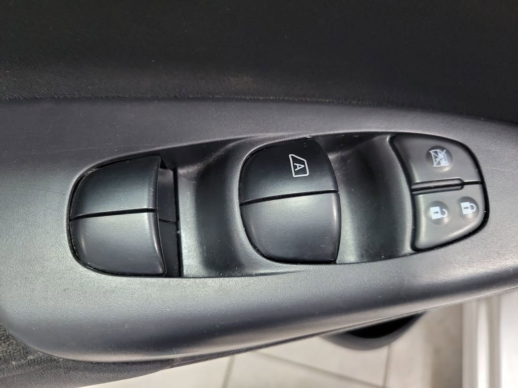 Used 2013 Nissan Sentra SV w/ Driver Pkg image 25