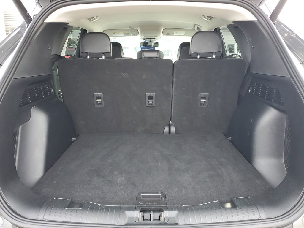 Certified 2025 Ford Escape Platinum image 32