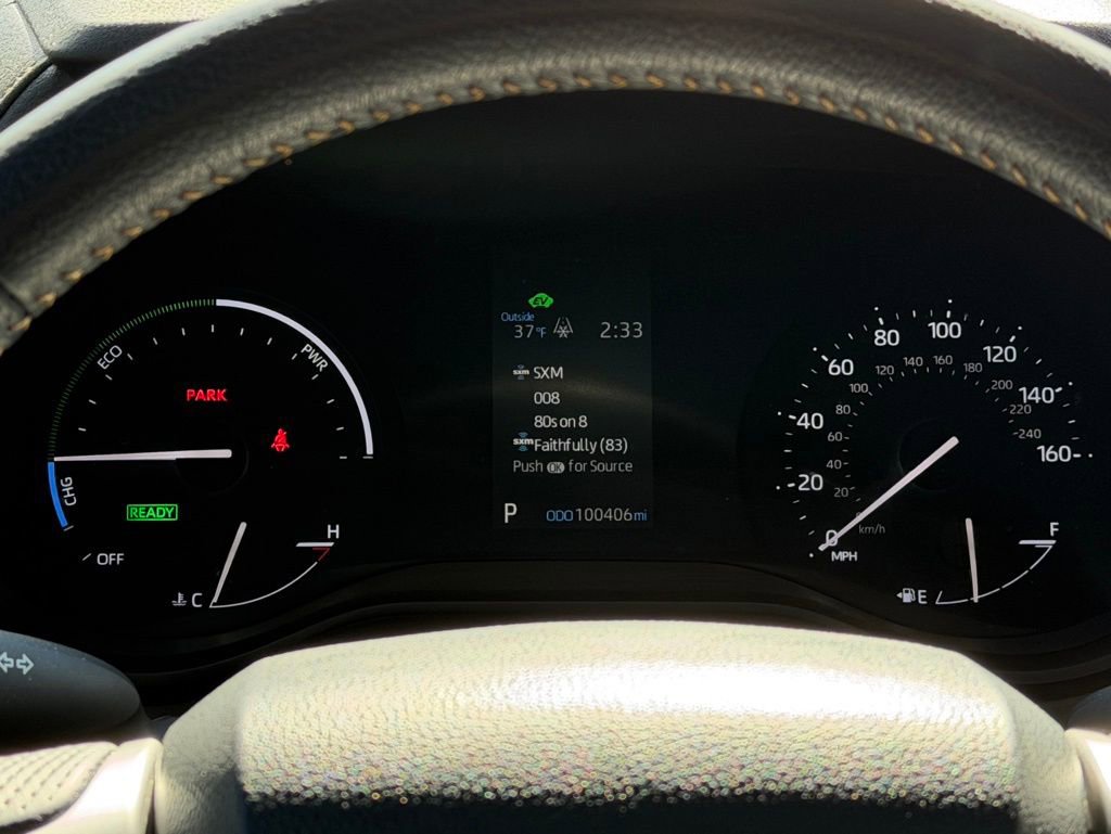 Used 2023 Toyota Sienna XLE Woodland Edition image 12