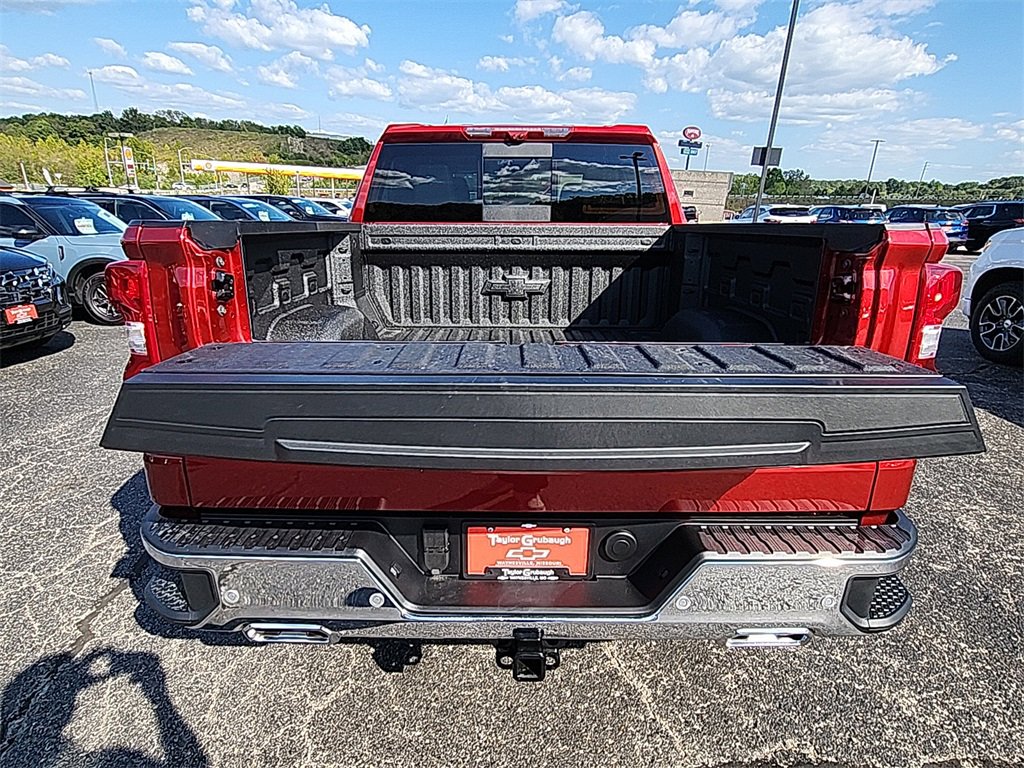 New 2026 Chevrolet Silverado 1500 LTZ w/ Technology Package image 9