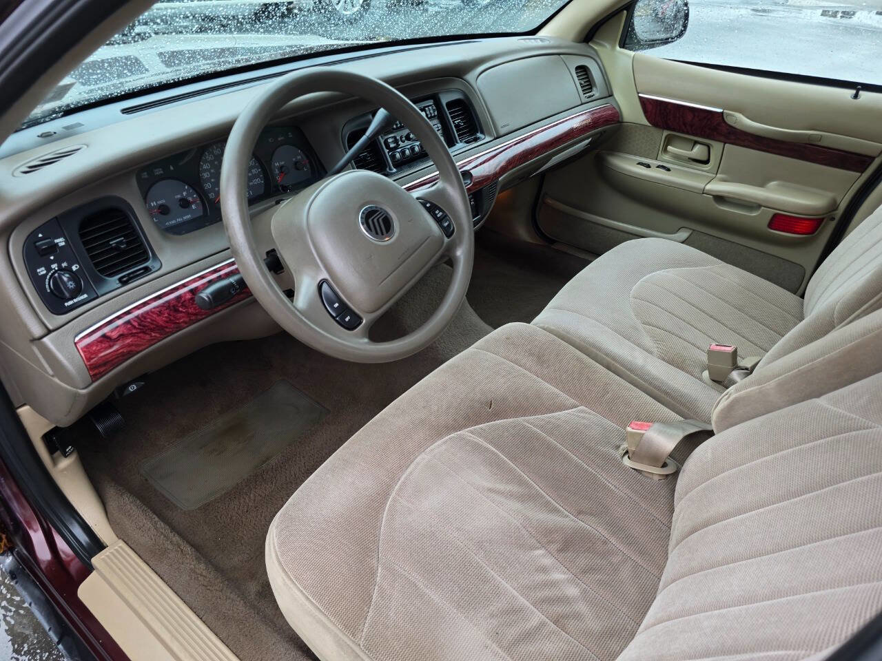 Used 2001 Mercury Grand Marquis GS image 12