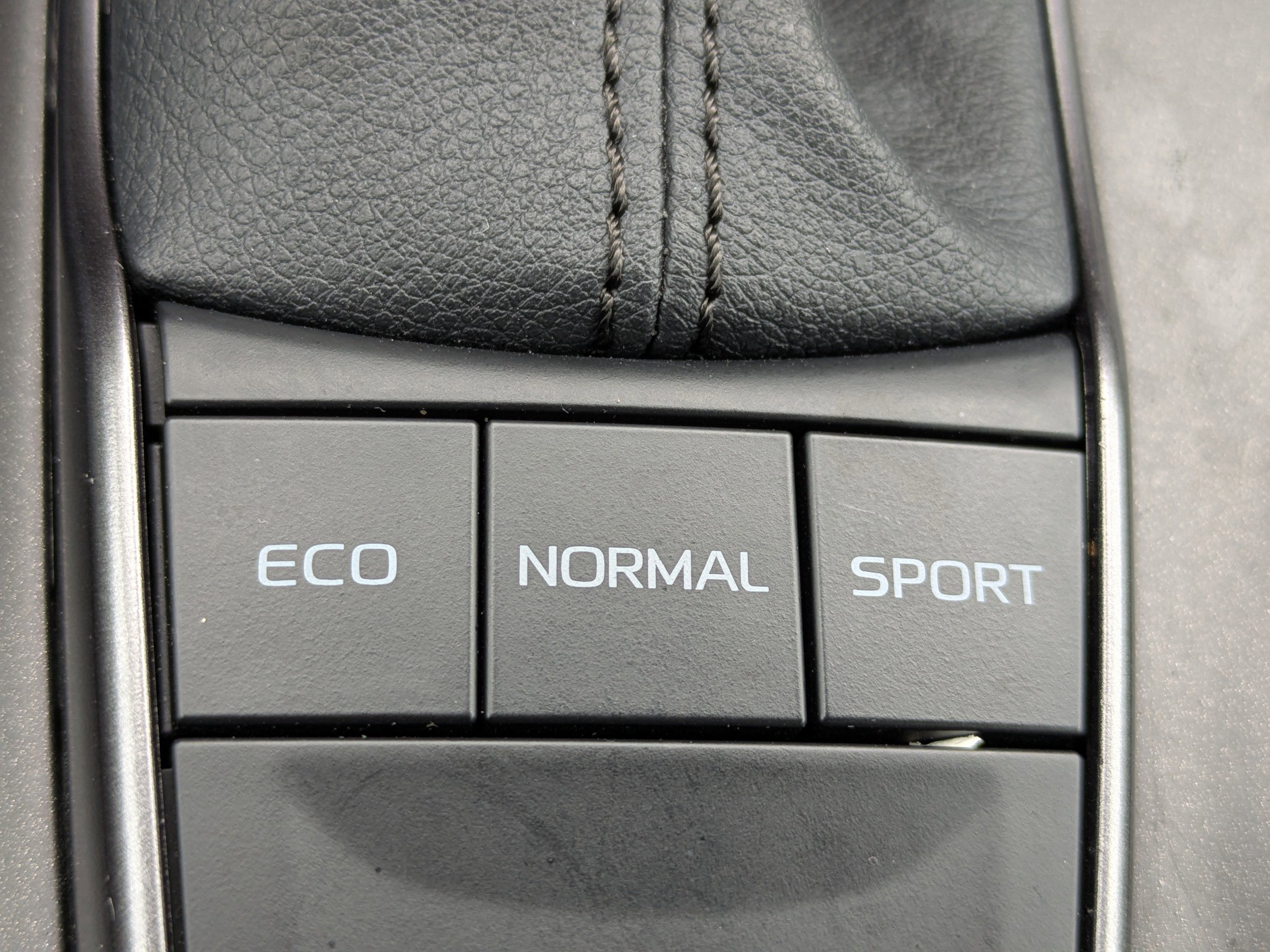 Used 2023 Toyota Camry SE image 27