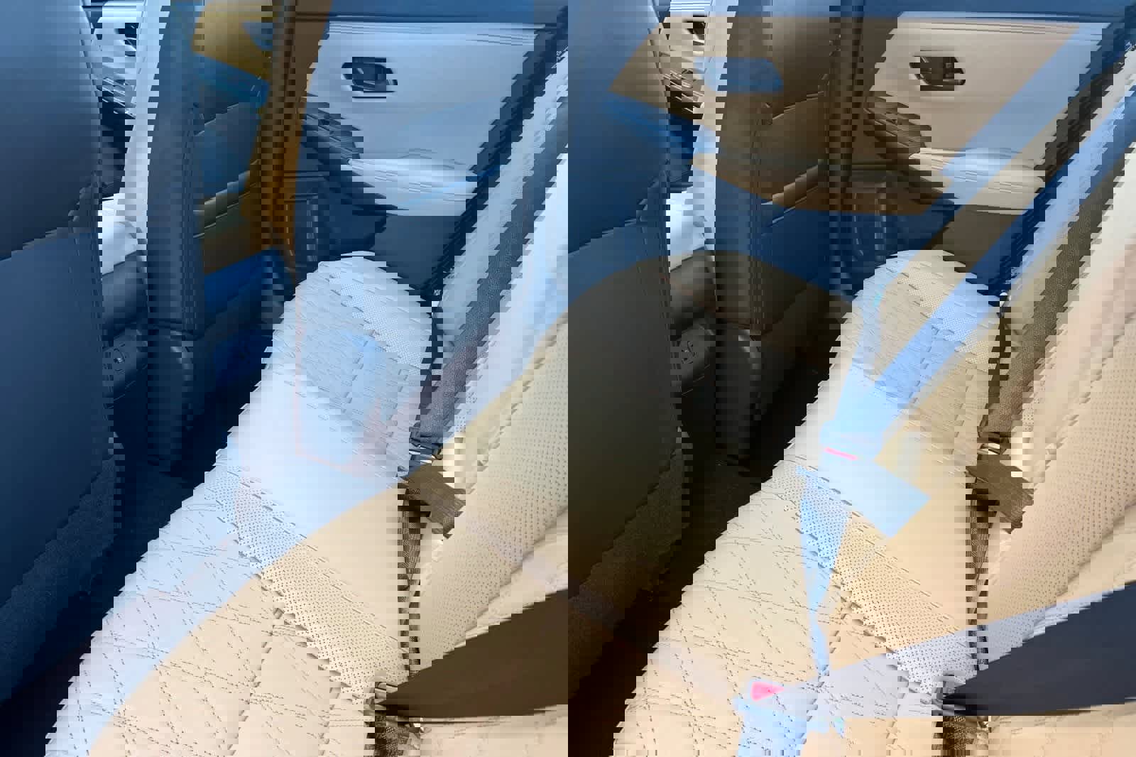 New 2025 Nissan Sentra SV w/ SV Premium Package image 5