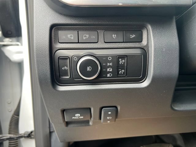 Used 2024 Ford F350 Lariat w/ Lariat Ultimate Package AWD/4WD image 18