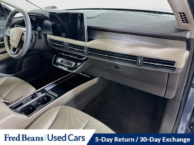 Certified 2023 Lincoln Corsair AWD w/ Equipment Group 101A image 37