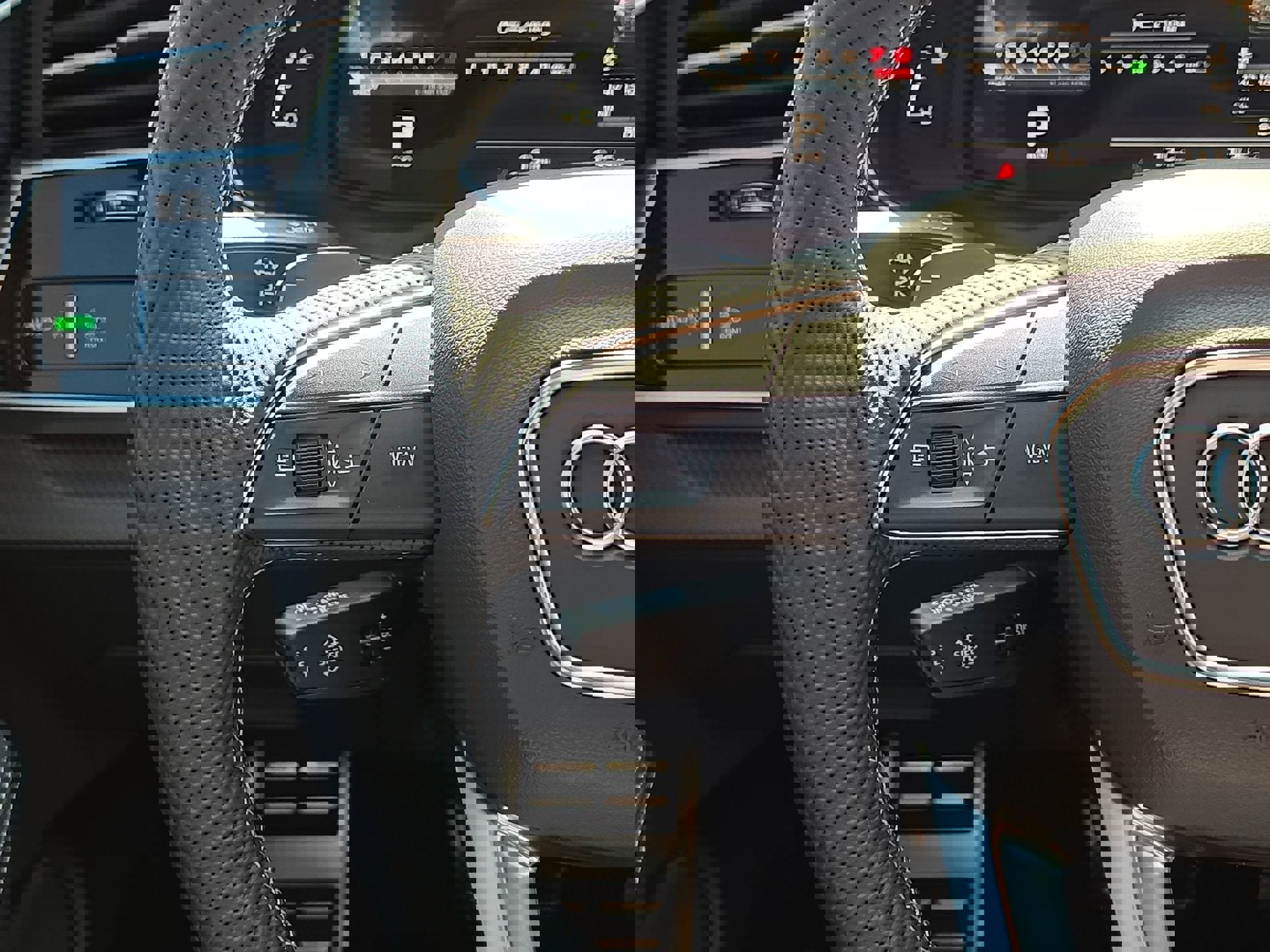 New 2026 Audi SQ8 Premium Plus image 21