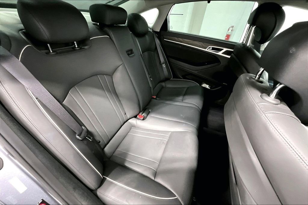 Used 2015 Hyundai Genesis 5.0 w/ Option Group 05 image 36