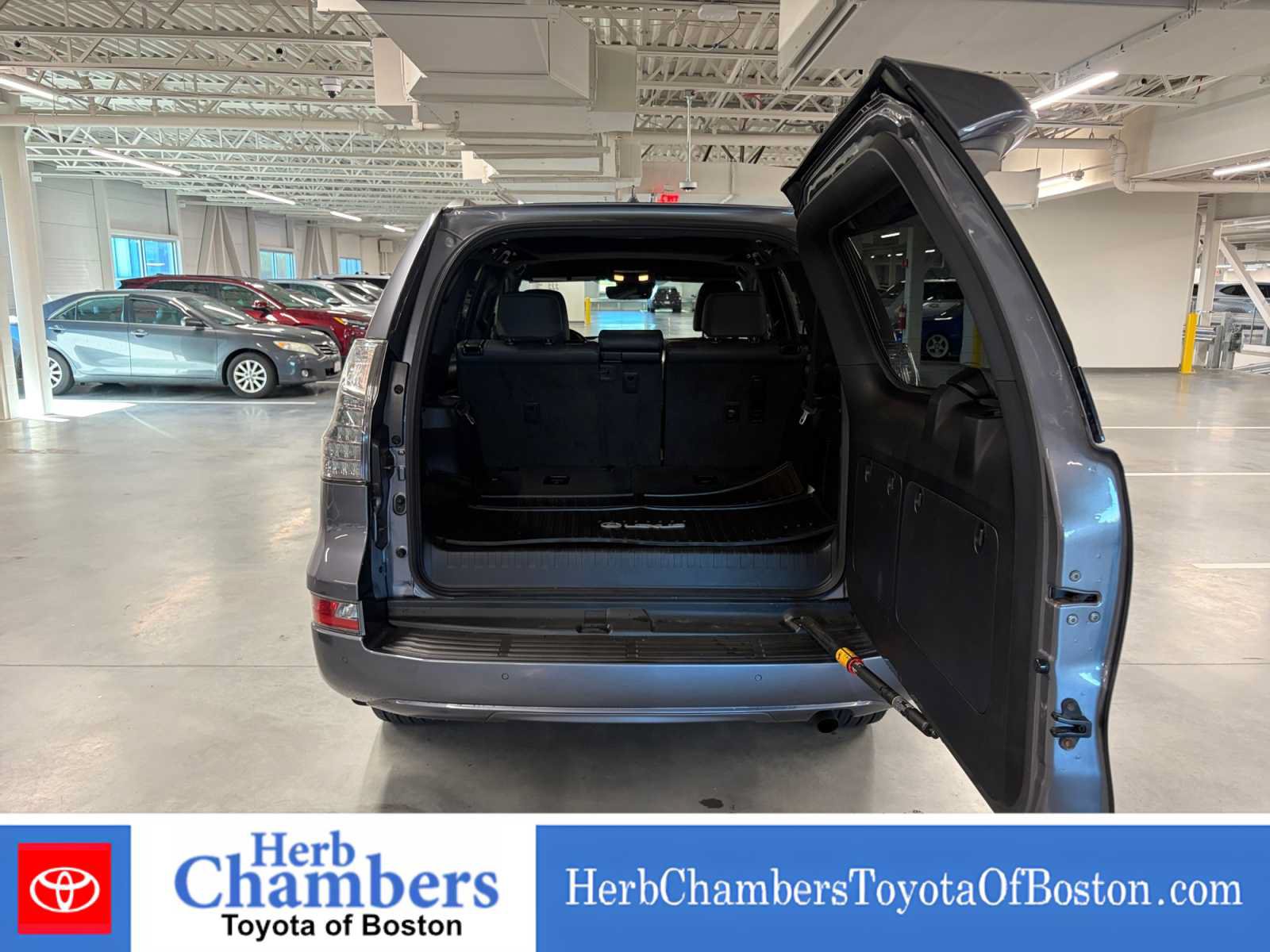 Used 2020 Lexus GX 460 Premium w/ Premium Package AWD/4WD image 4