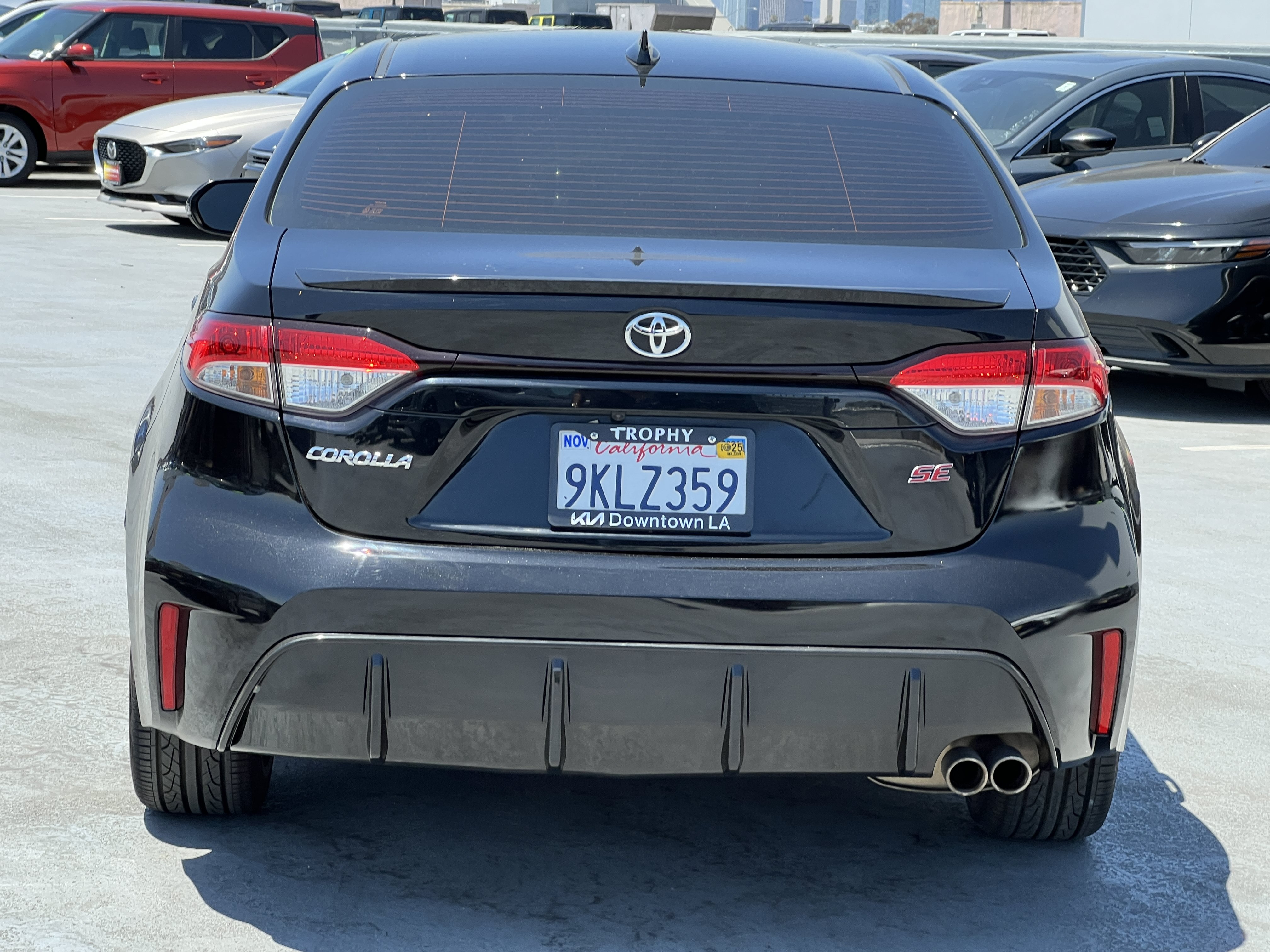 Used 2024 Toyota Corolla SE w/ SE Premium Package FWD image 6