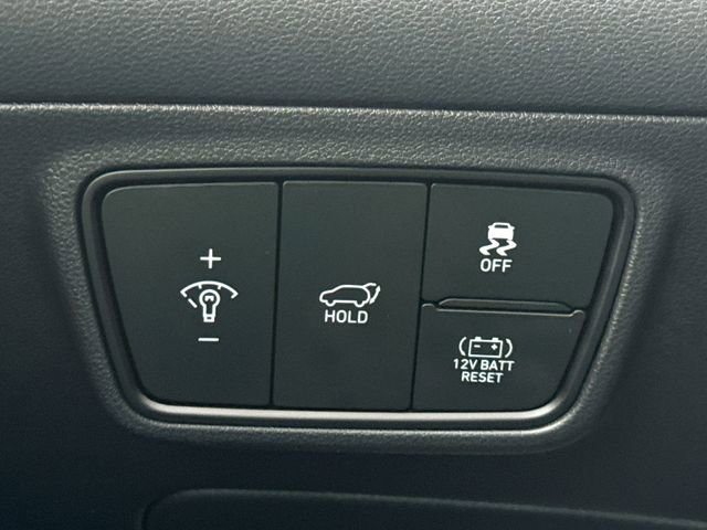 Used 2023 Hyundai Tucson Limited image 36