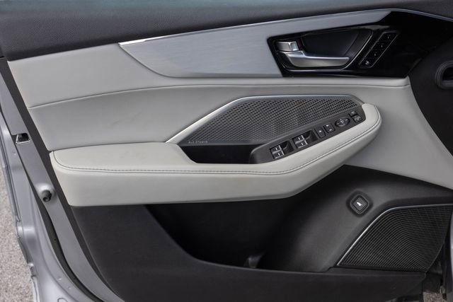 Used 2022 Acura MDX SH-AWD w/ Technology Package image 14