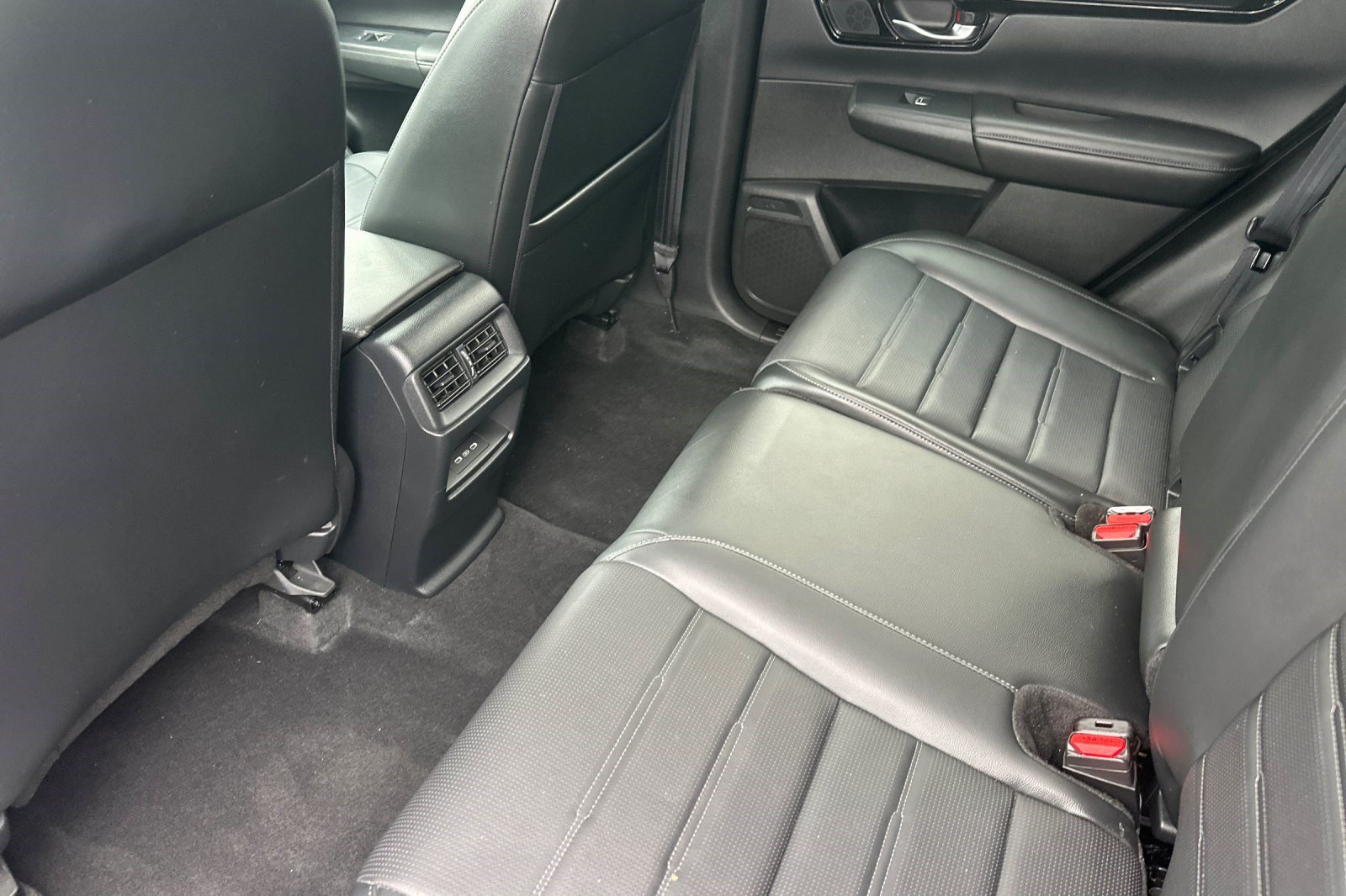 Used 2024 Honda CR-V EX-L image 30