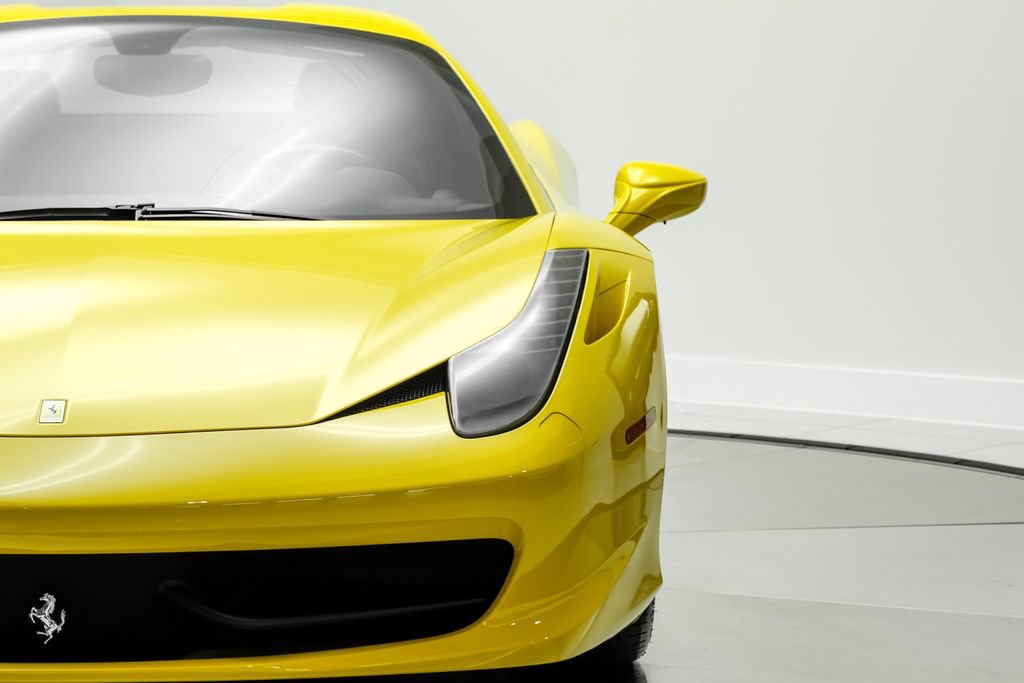 Used 2015 Ferrari 458 Spider RWD image 31