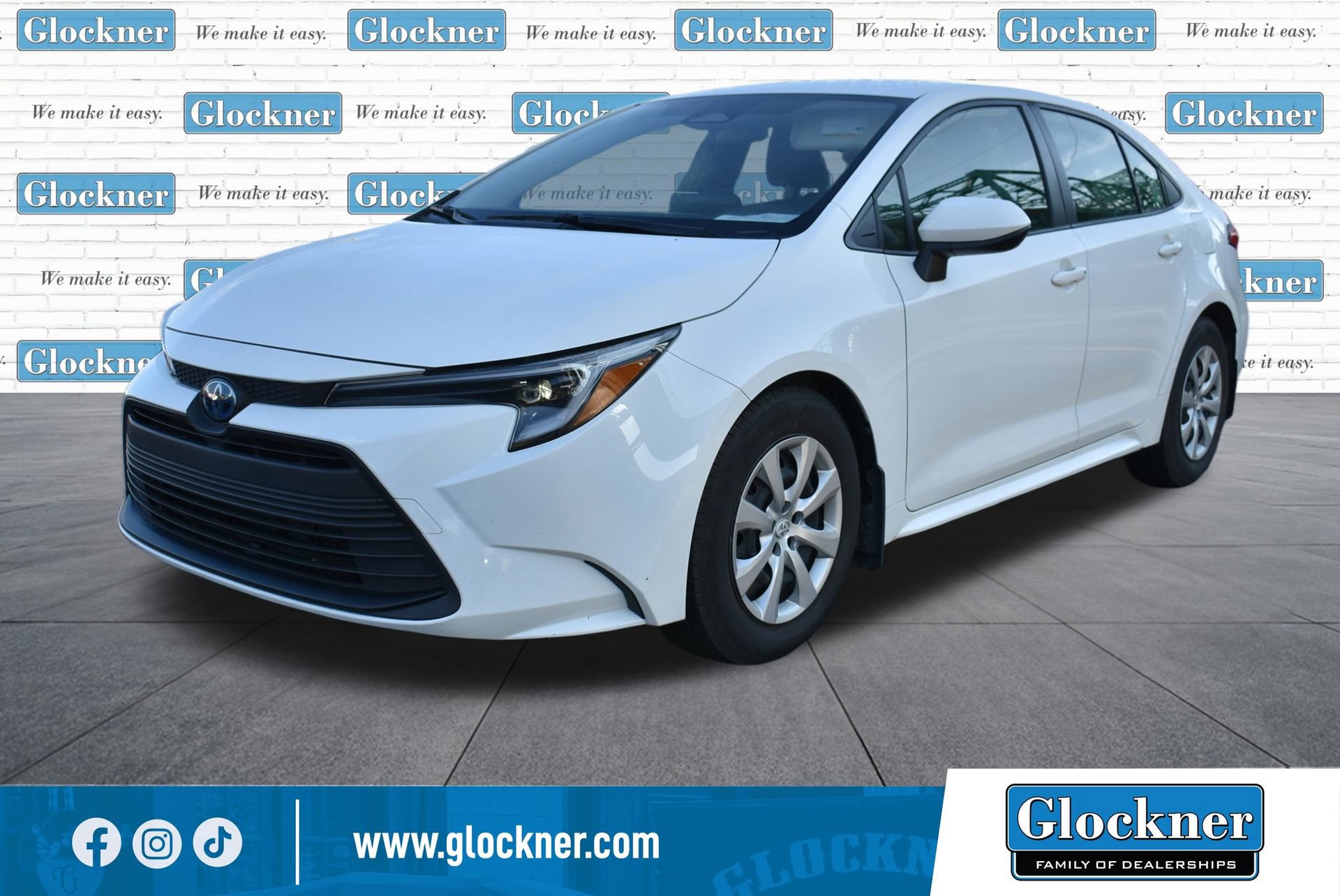 Used 2023 Toyota Corolla LE FWD image 1