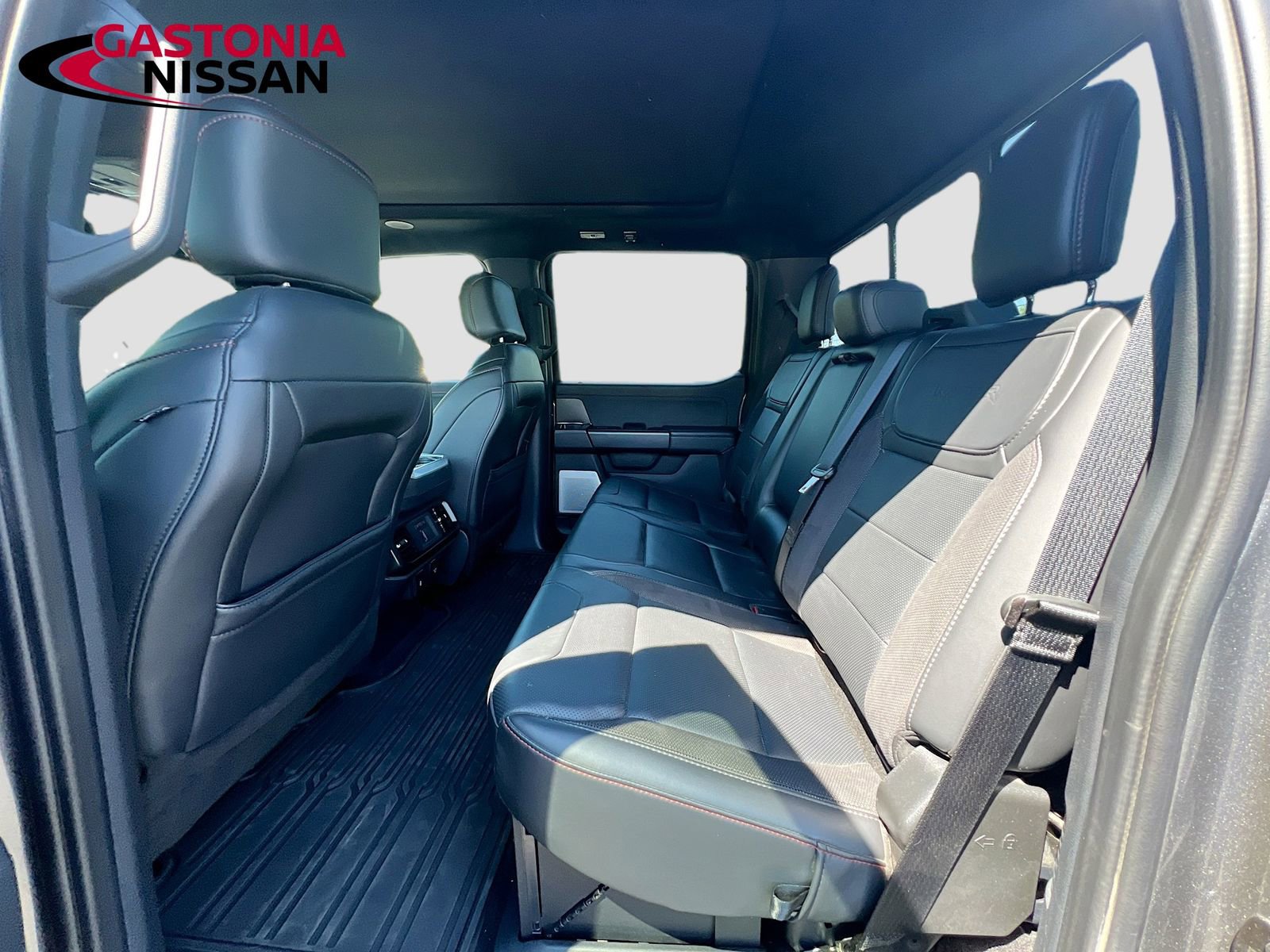 Used 2025 Ford F150 Raptor image 33