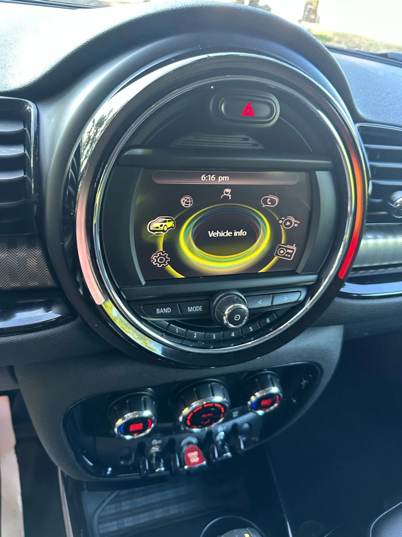 Used 2016 MINI Cooper Clubman Cooper Hatchback 4D image 39