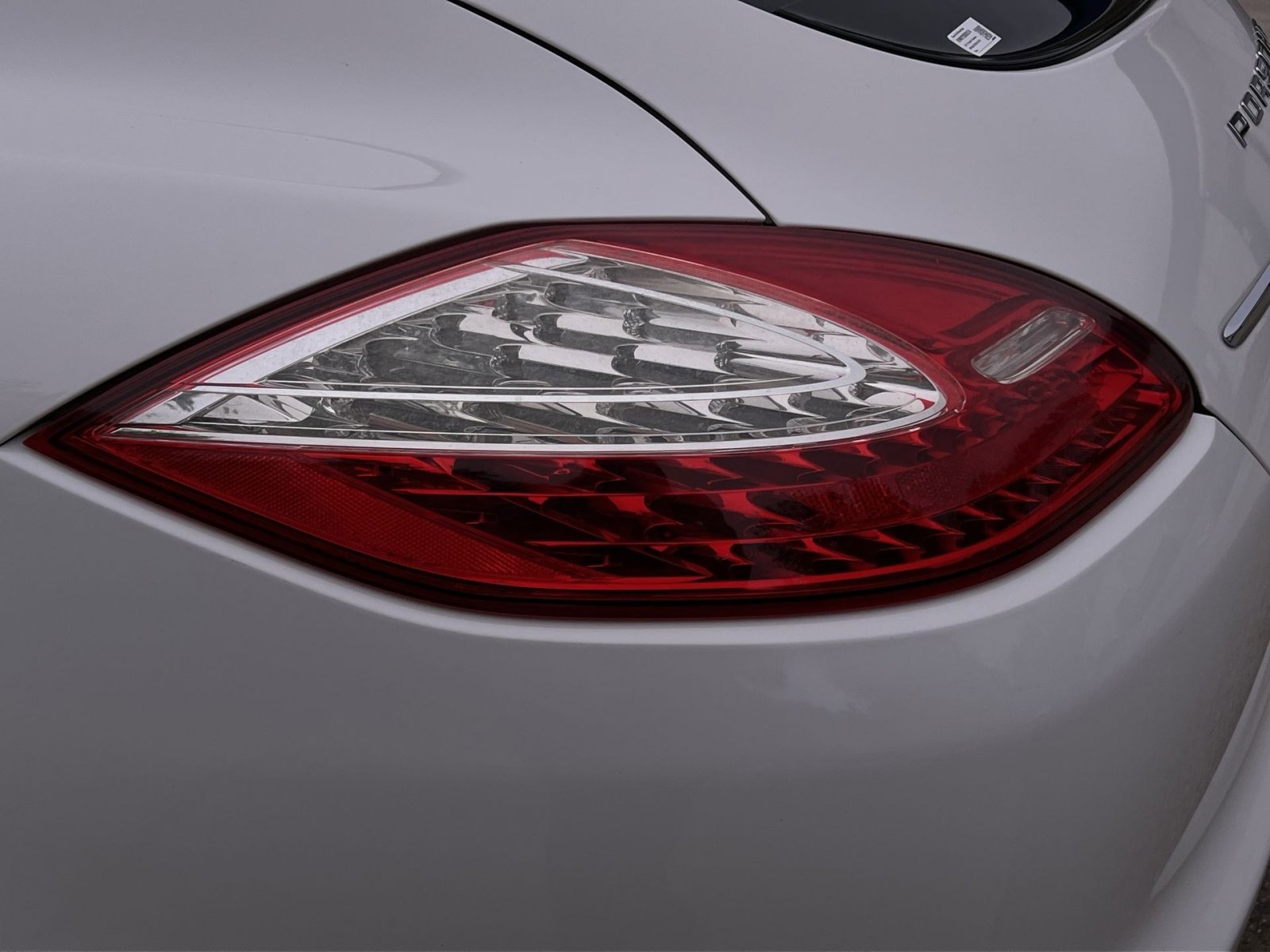 Used 2011 Porsche Panamera RWD image 23
