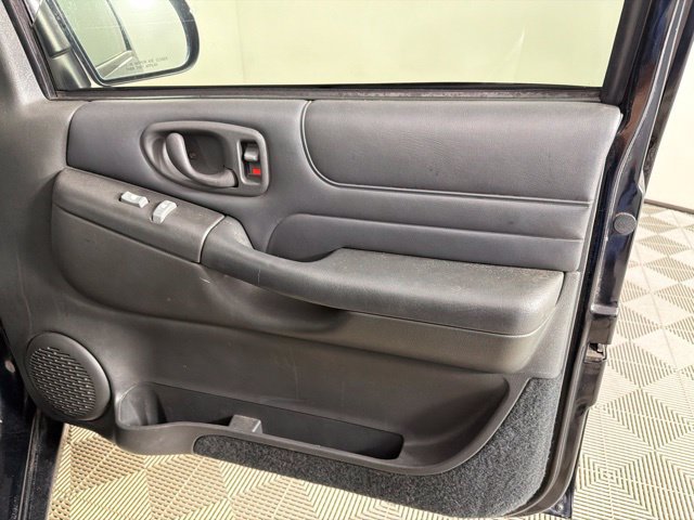 Used 2000 GMC Jimmy SLT w/ Marketing Opt Pkg AWD/4WD image 30