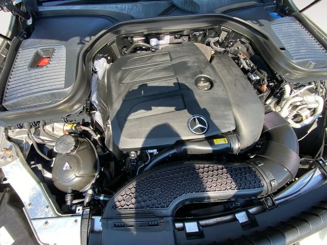 Used 2021 Mercedes-Benz GLC 300 w/ Premium Package image 28