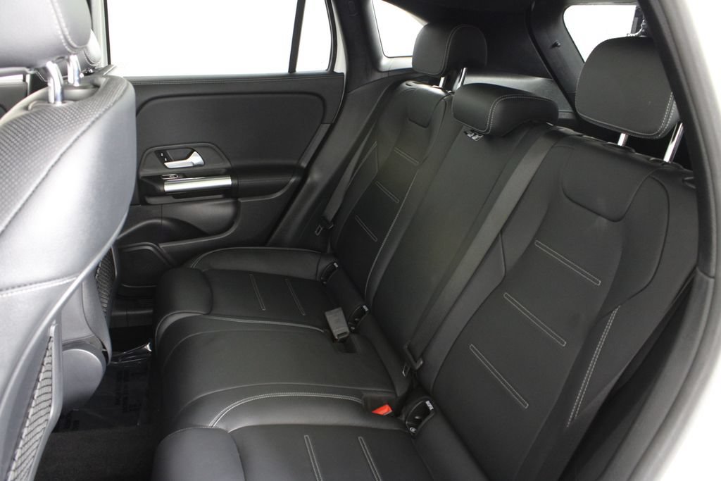 Used 2023 Mercedes-Benz GLA 250 image 21