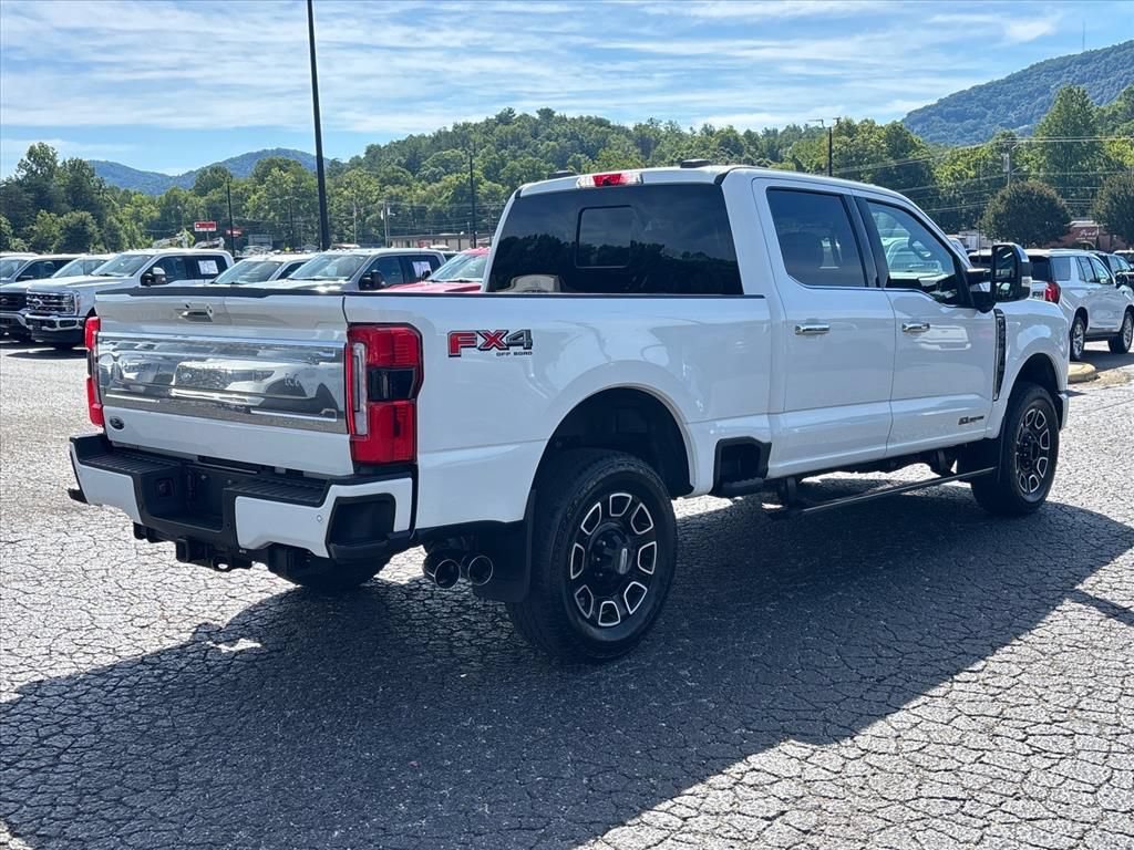 Used 2023 Ford F250 Platinum AWD/4WD image 8