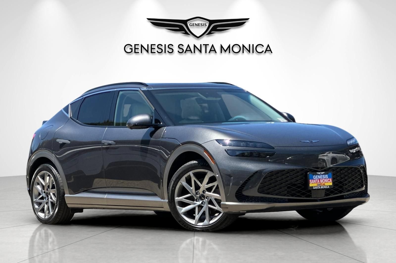 Used 2023 Genesis GV60 Advanced AWD/4WD image 2