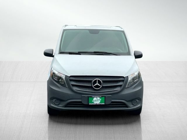 Used 2019 Mercedes-Benz Metris image 2