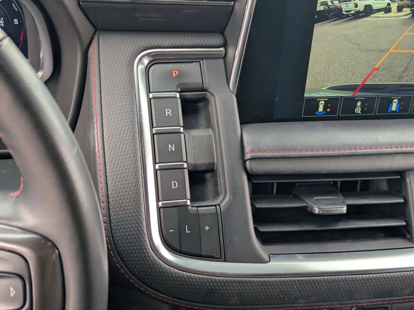 Used 2023 Chevrolet Tahoe RST w/ Luxury Package image 30