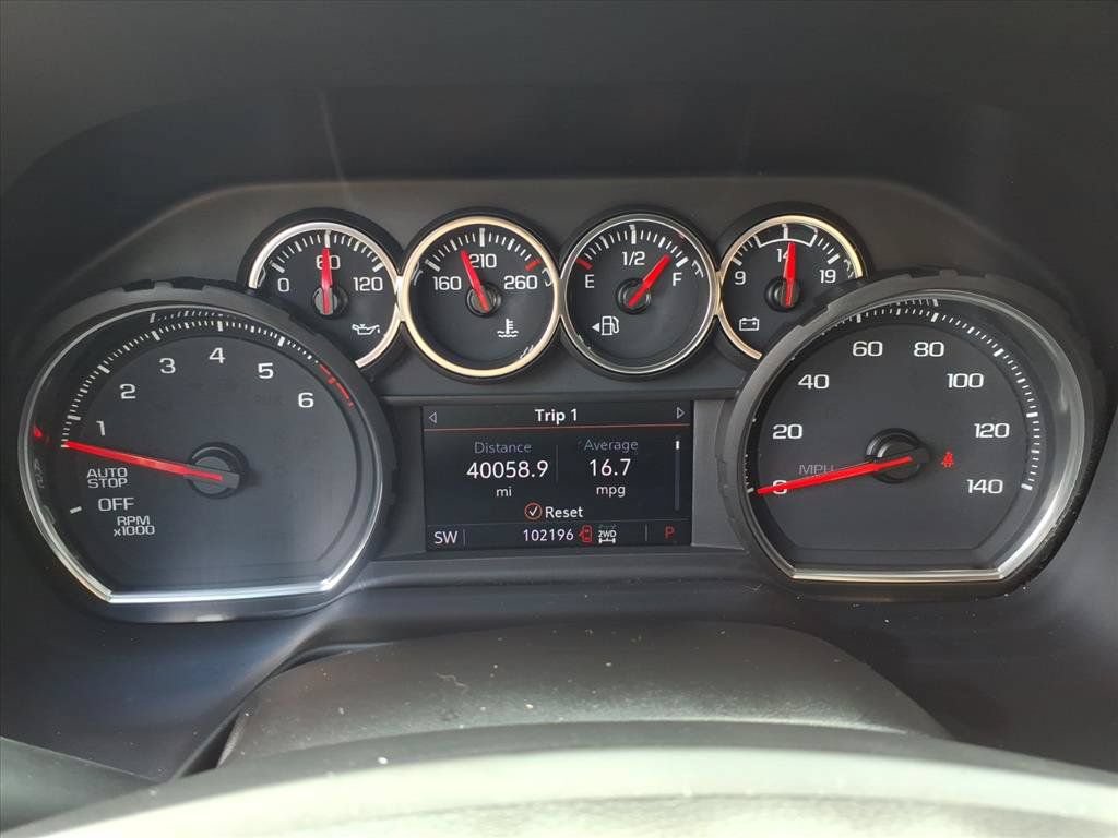 Used 2021 Chevrolet Suburban LT w/ Rear Media and Nav Package AWD/4WD image 25