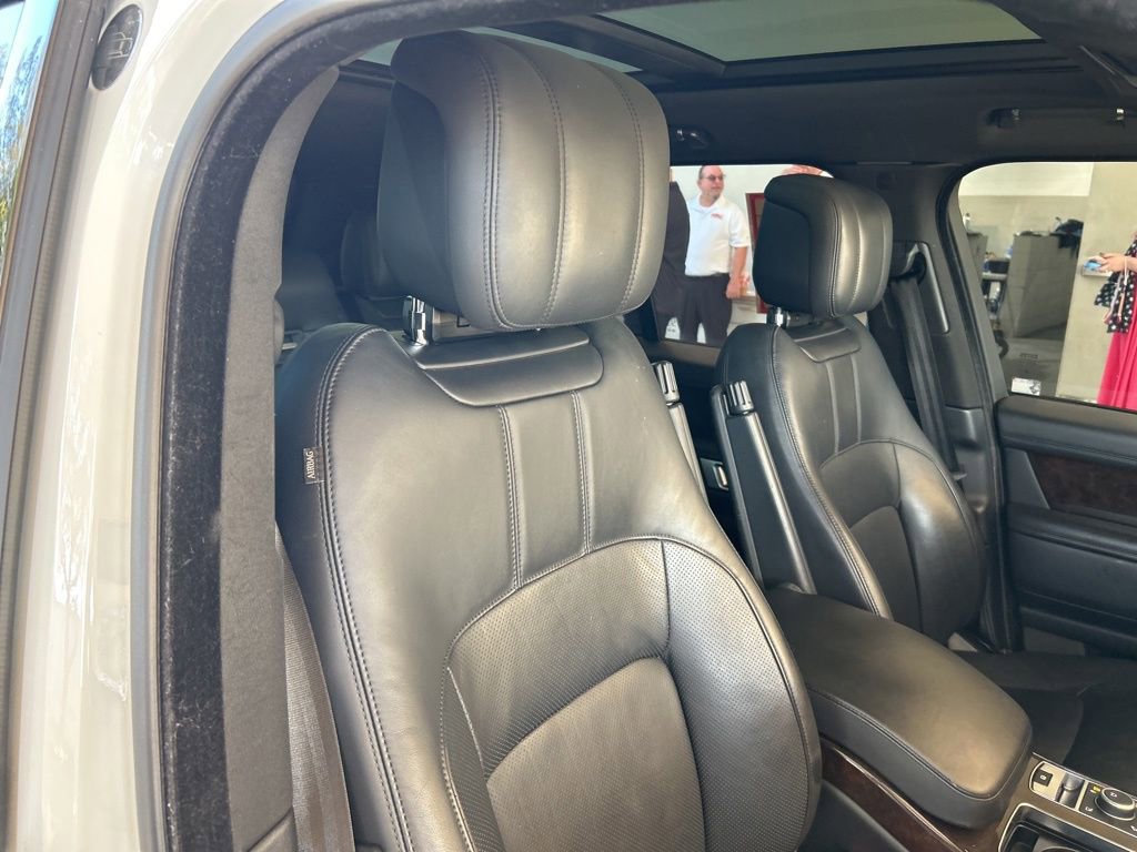 Used 2022 Land Rover Range Rover Westminster Edition image 24