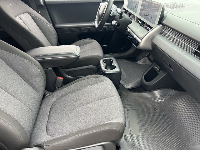 Used 2024 Hyundai Ioniq 5 SEL RWD image 12