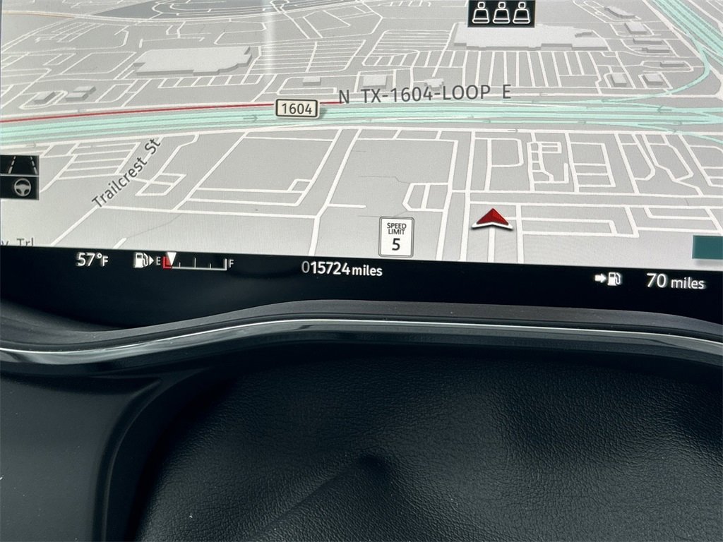 Used 2024 Jaguar F-PACE R-Dynamic S image 40