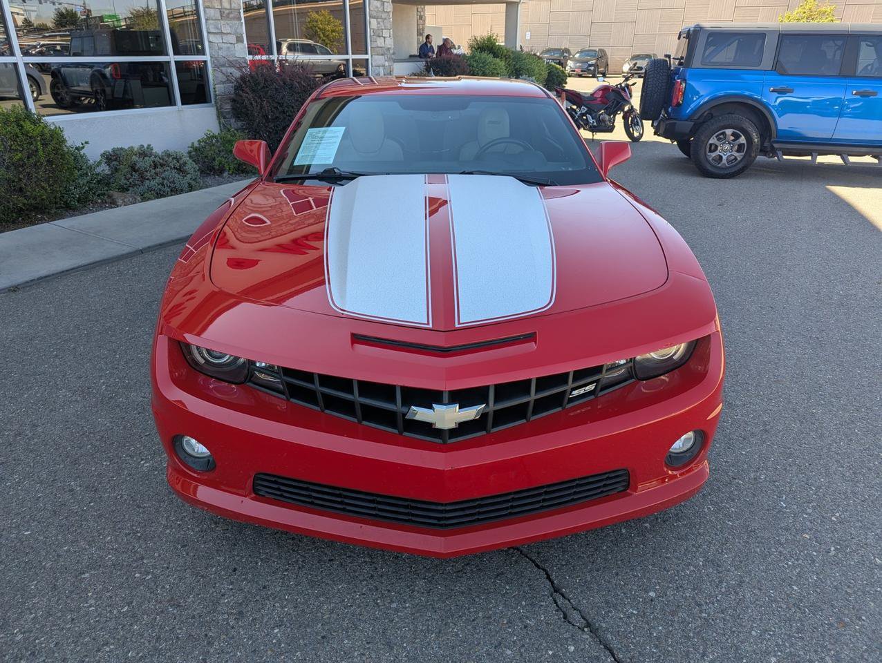 Used 2012 Chevrolet Camaro SS RWD image 7