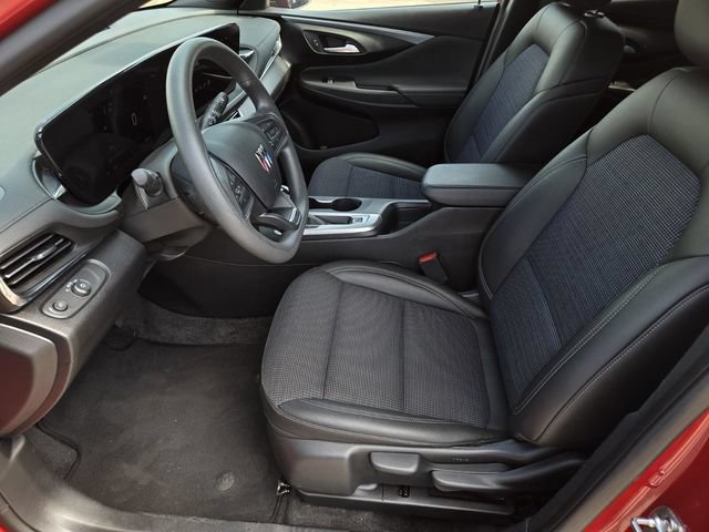 Used 2026 Buick Envista Preferred FWD image 33