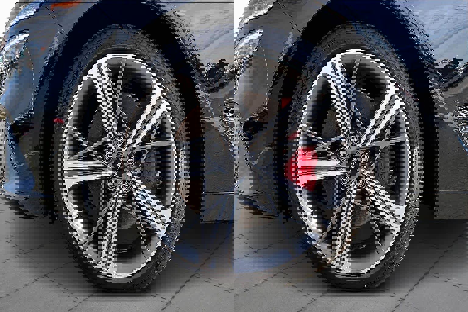 Used 2025 Genesis G70 3.3T Advanced w/ Sport Prestige Package image 21