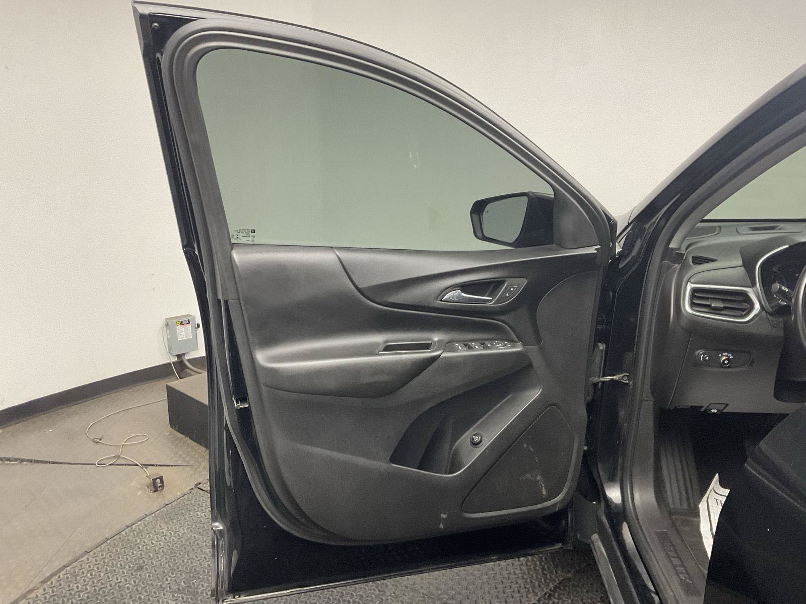 Certified 2022 Chevrolet Equinox LT AWD/4WD image 9